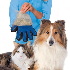 Cat grooming glove for cats